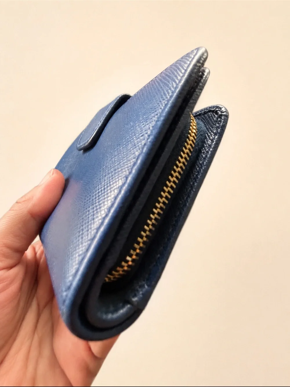 Prada EUC Compact Saffiano Zip Wallet Gold hardware - Picture 5 of 10
